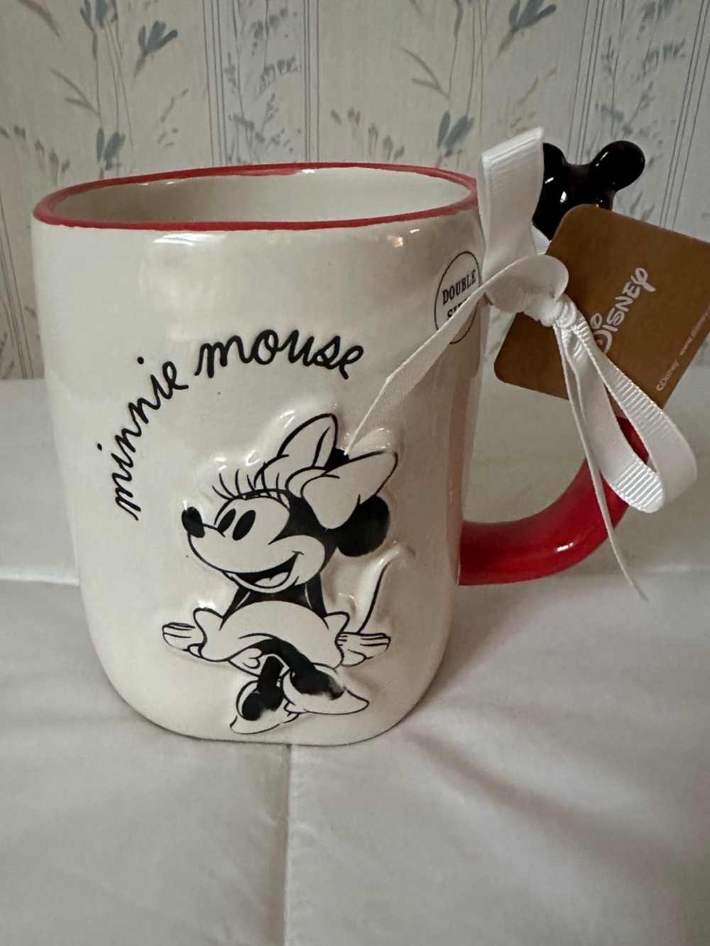 Rae Dunn Disney Minnie Mouse Ceramic Mug